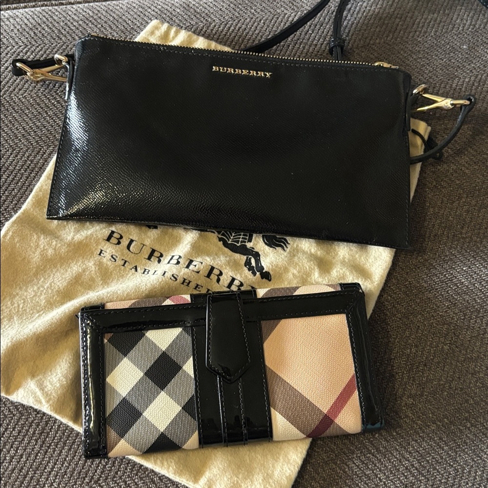 Burberry patent leather crossbody nova check patent canvas leather wallet - Picture 1 of 16